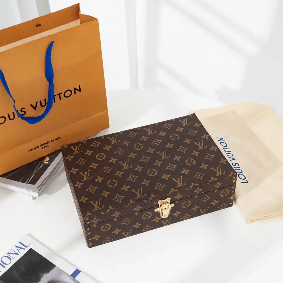 ACCESSORIES LV CUSTOM BOX 0703